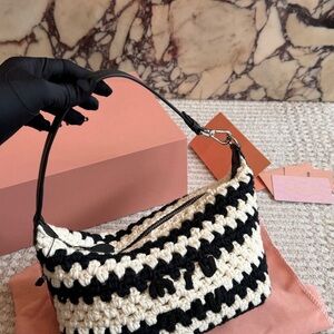 🎀 MIU MIU New Canvas Lunch Box Bag Tote 20cm